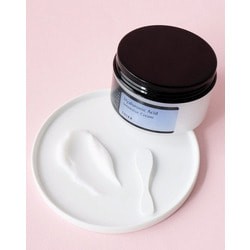       Hyluronic Acid Intensive Cream COSRX.  2