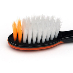      Median Dual Effection Toothbrush.  2