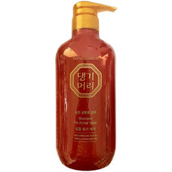       Shampoo For All Hair Types Daeng Gi Meo Ri